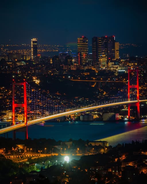 The Ultimate Bosphorus Cruise Guide: Sailing Between Two Continents