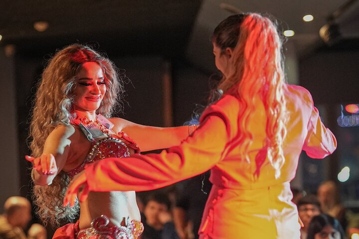 Bosphorus Dinner Cruise - Standard Backside Table ( Unlimited Non Alcoholic Drinks + Dinner + Hotel Transfer + Turkish Show )