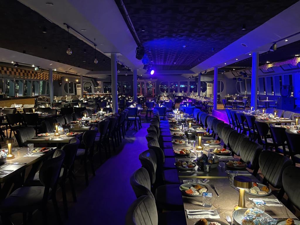 CRAZY SALE - VIP FRONT TABLE (NON ALCOHOL) - NO PICKUP DROP OFF